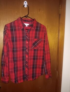 Time and Tru Red Plaid Button-Down Shirt